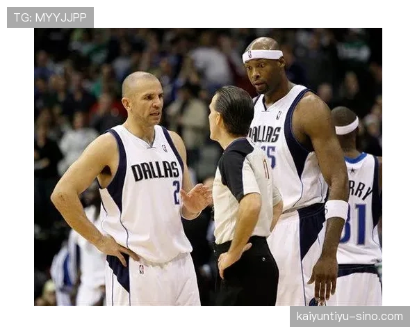 NBA篮球规则解析:脚踢球违例如何判定及处罚标准? NBA篮球规则解析:脚踢球违例如何判定及处罚标准?